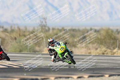 media/Dec-06-2025-CVMA (Sat) [[4a896cc04c]]/Race 9-500-400-350 Supersport/